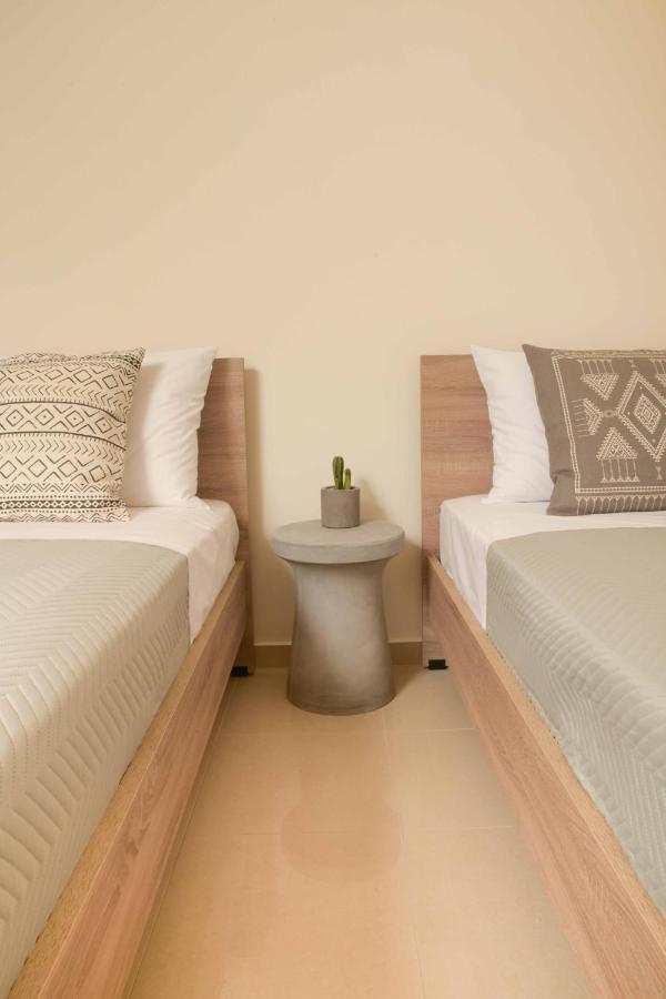 Oikies Luxury Apartments With Private Free Parking Area Agios Nikolaos Exterior foto