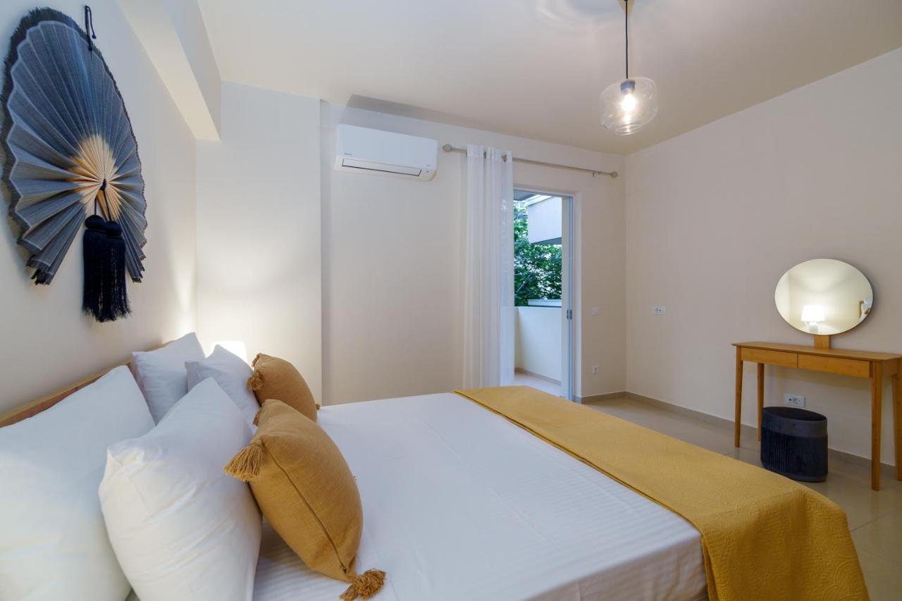 Oikies Luxury Apartments With Private Free Parking Area Agios Nikolaos Exterior foto