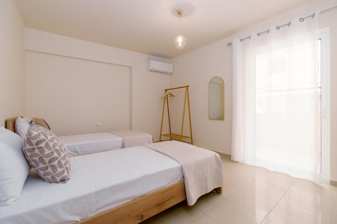 Oikies Luxury Apartments With Private Free Parking Area Agios Nikolaos Exterior foto