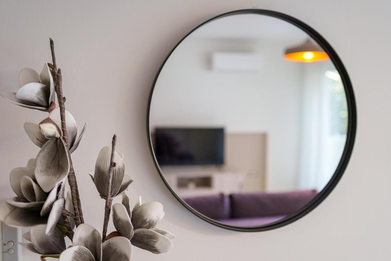 Oikies Luxury Apartments With Private Free Parking Area Agios Nikolaos Exterior foto