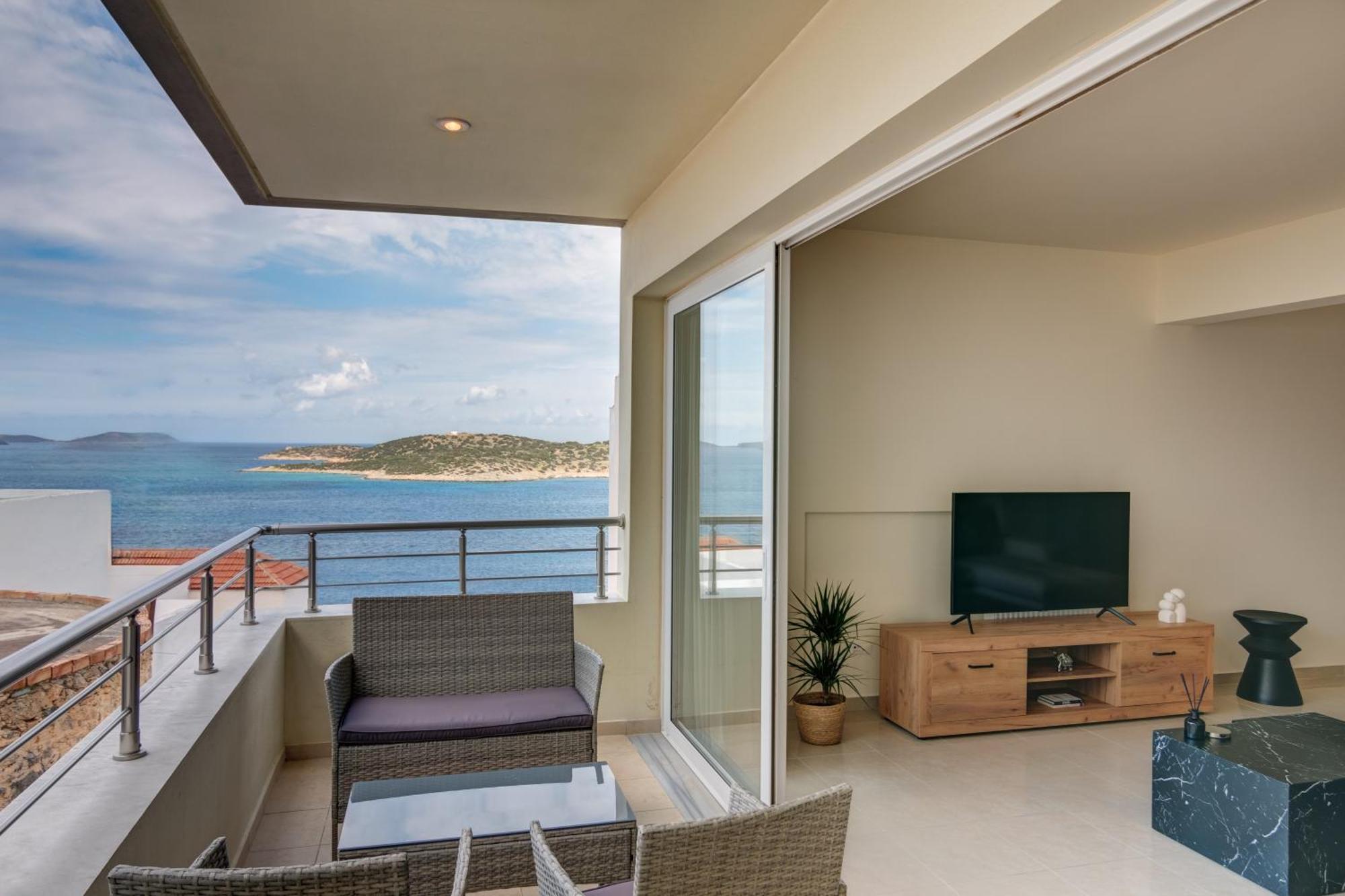 Oikies Luxury Apartments With Private Free Parking Area Agios Nikolaos Exterior foto