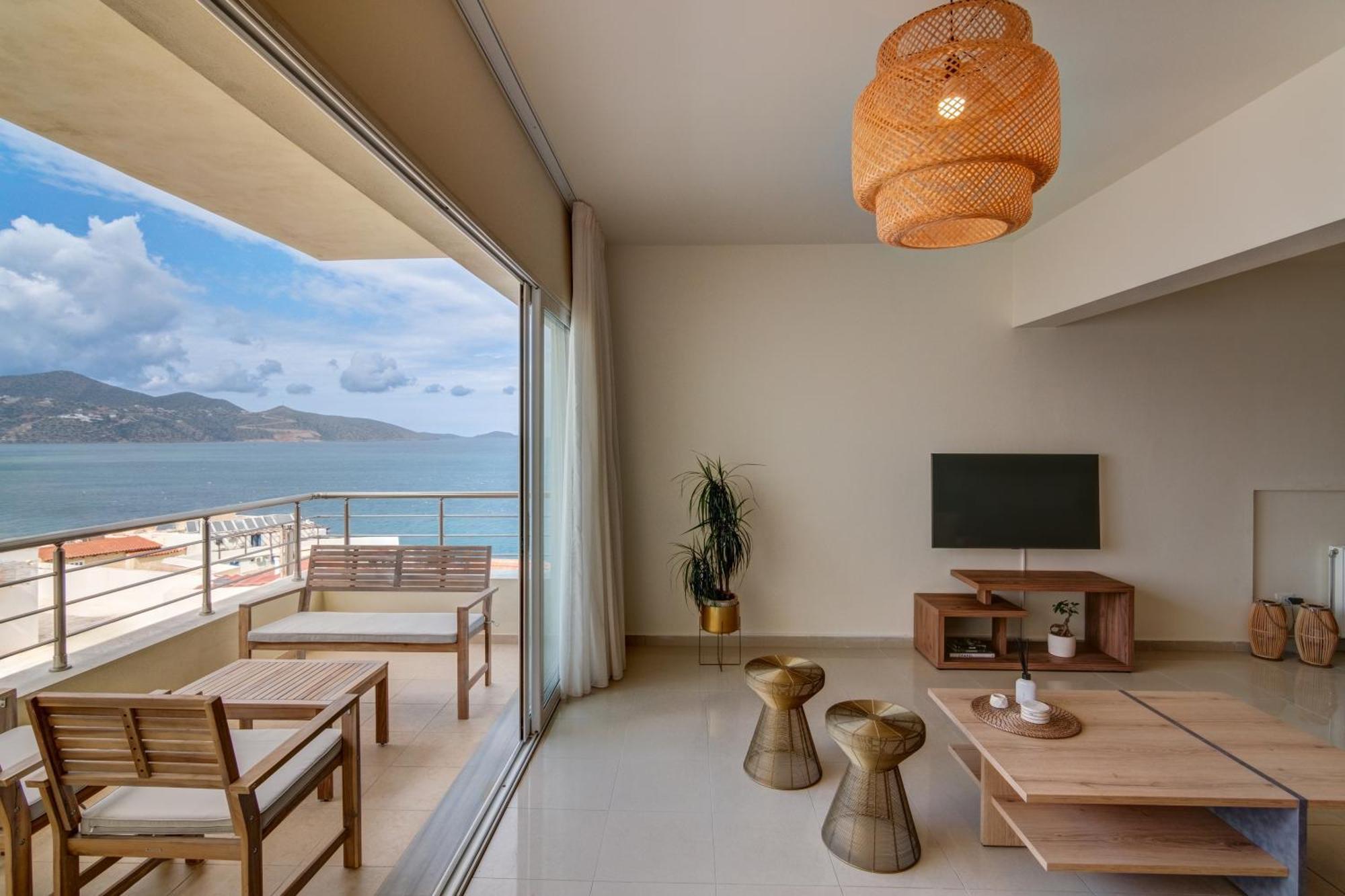 Oikies Luxury Apartments With Private Free Parking Area Agios Nikolaos Exterior foto